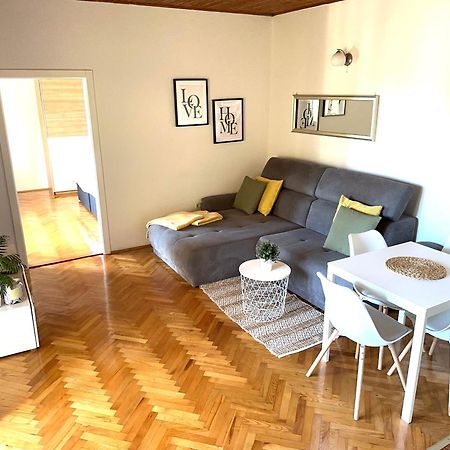 Apartment Marino セニ エクステリア 写真