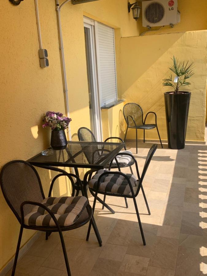 Apartment Marino セニ エクステリア 写真