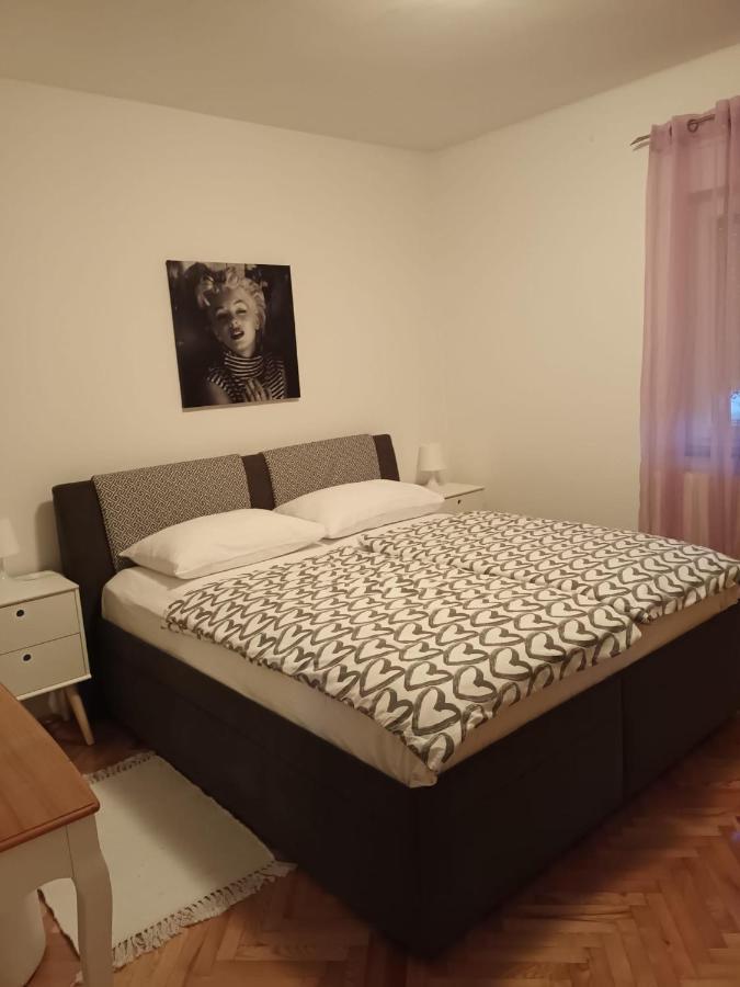 Apartment Marino セニ エクステリア 写真