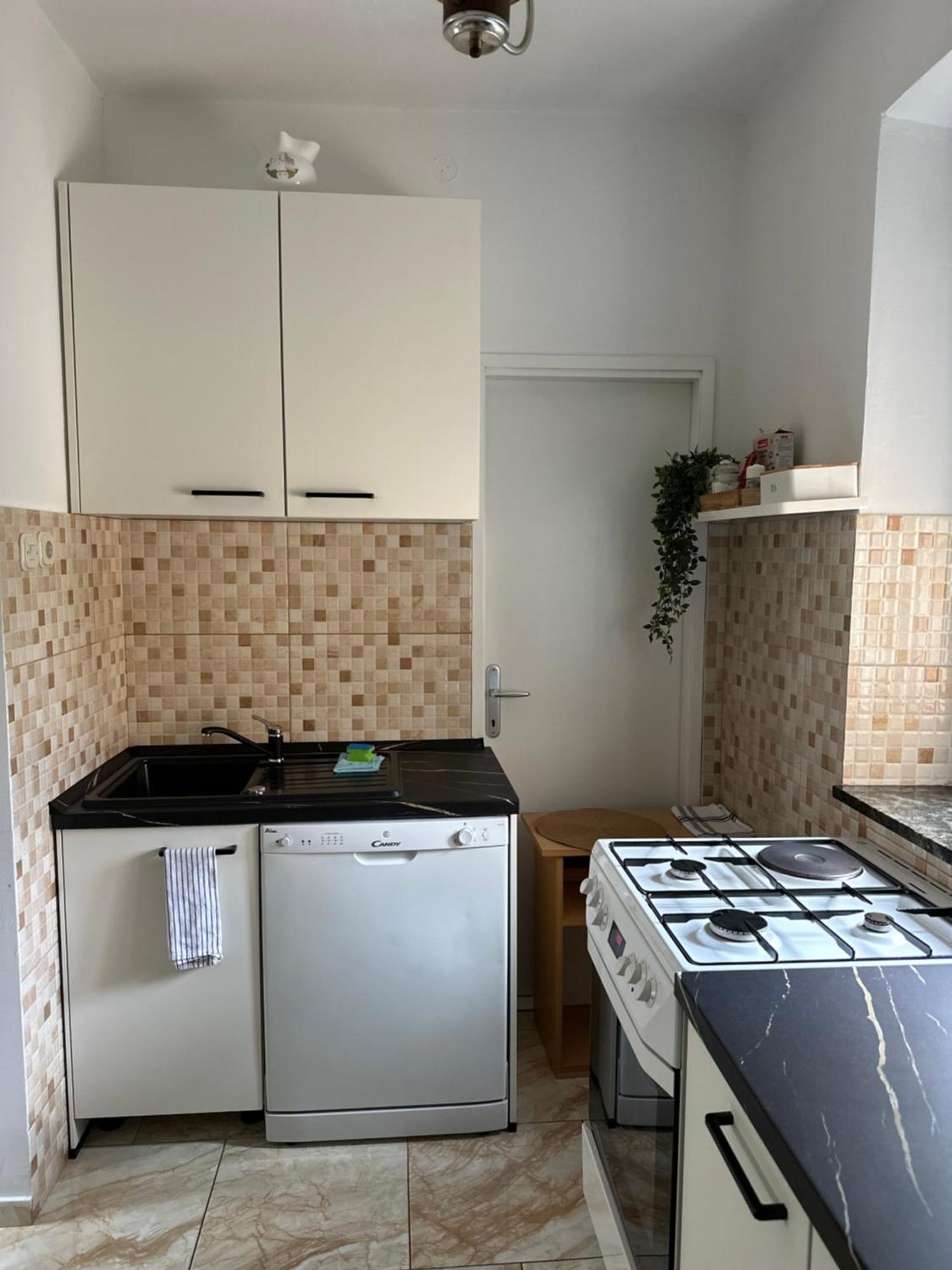 Apartment Marino セニ エクステリア 写真